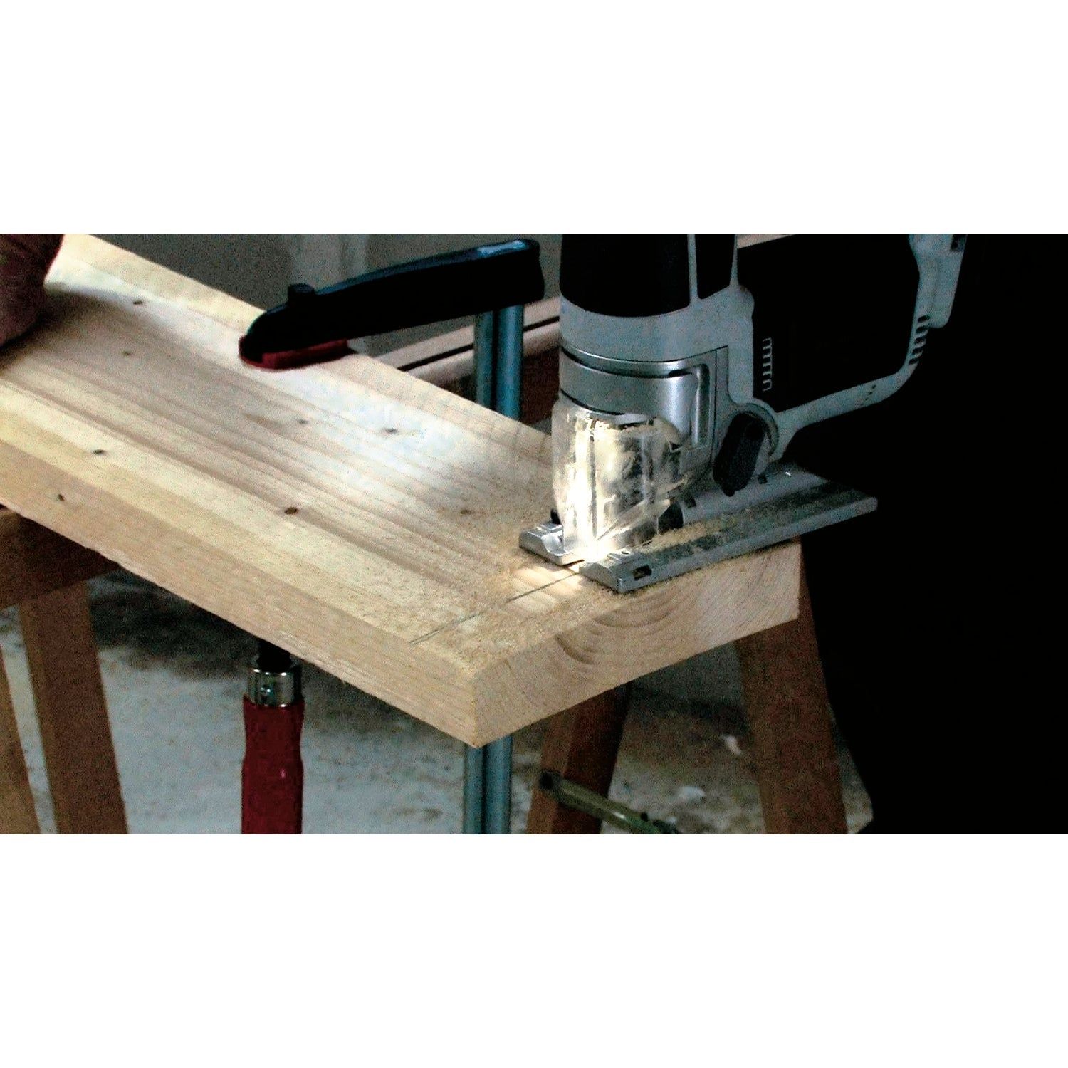 https://api.mastertools.nl/media/catalog/product/cache/4ac98b0d5e81b56bd000310ba88c60e0/p/a/panasonic-tools-ey4550x-accu-decoupeerzaag-18v-basic-body-5025232628773-mastertools_nl-5.jpg
