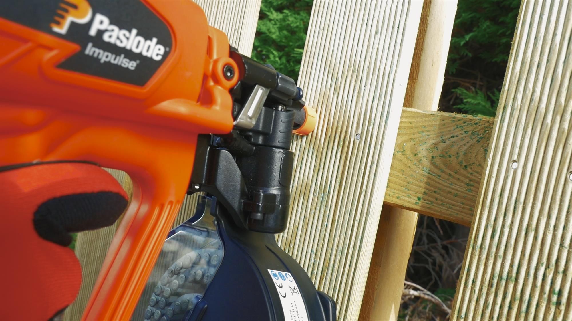 https://api.mastertools.nl/media/catalog/product/cache/4ac98b0d5e81b56bd000310ba88c60e0/p/a/paslode-im45-gn-nagelapparaat-018607-3439510186077-mastertools_nl-11.jpg
