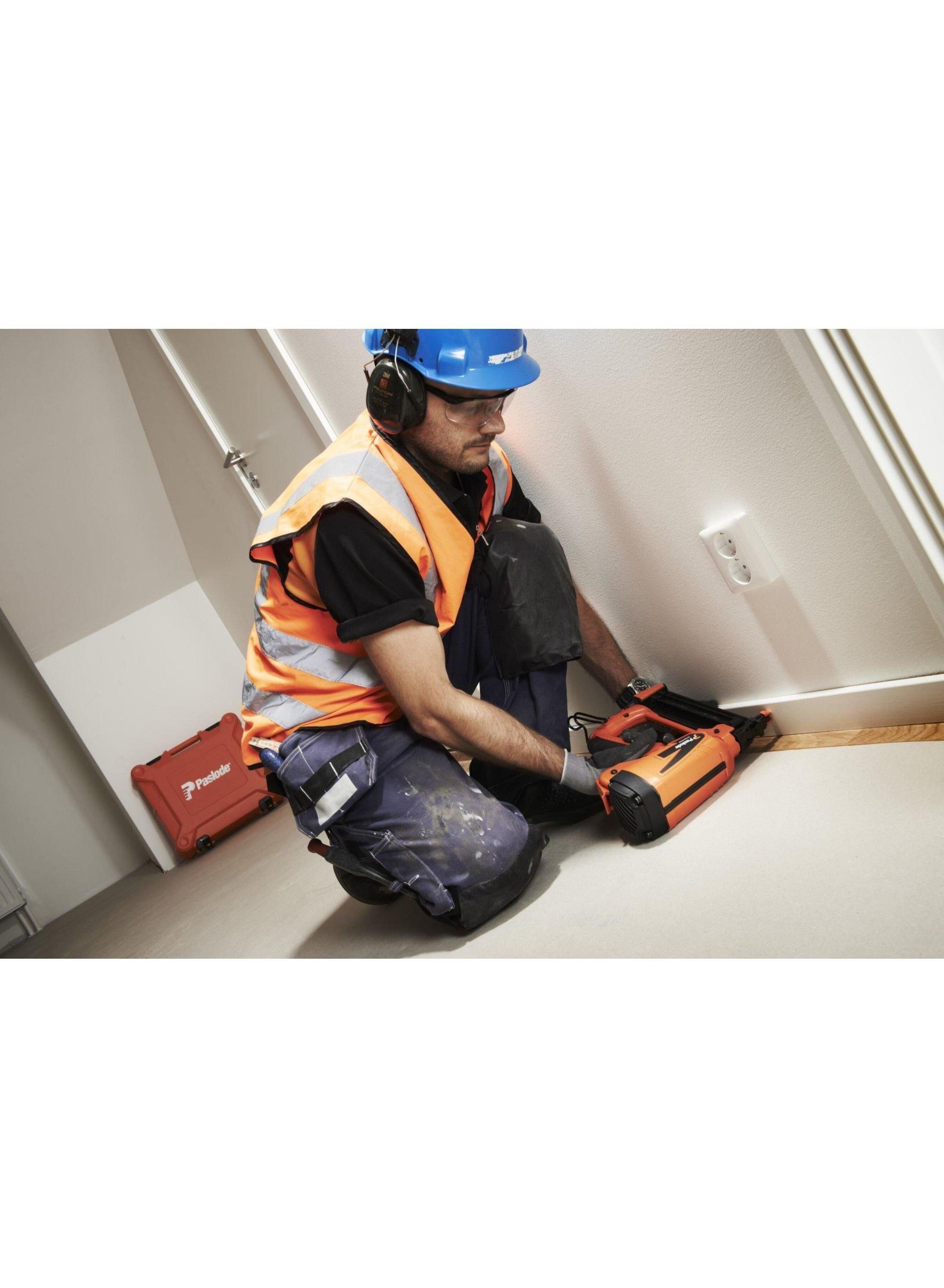 https://api.mastertools.nl/media/catalog/product/cache/4ac98b0d5e81b56bd000310ba88c60e0/p/a/paslode-im50f18-li-afwerknagelapparaat-op-gas-16-50mm-013332-3439510133323-mastertools_nl-6.jpg