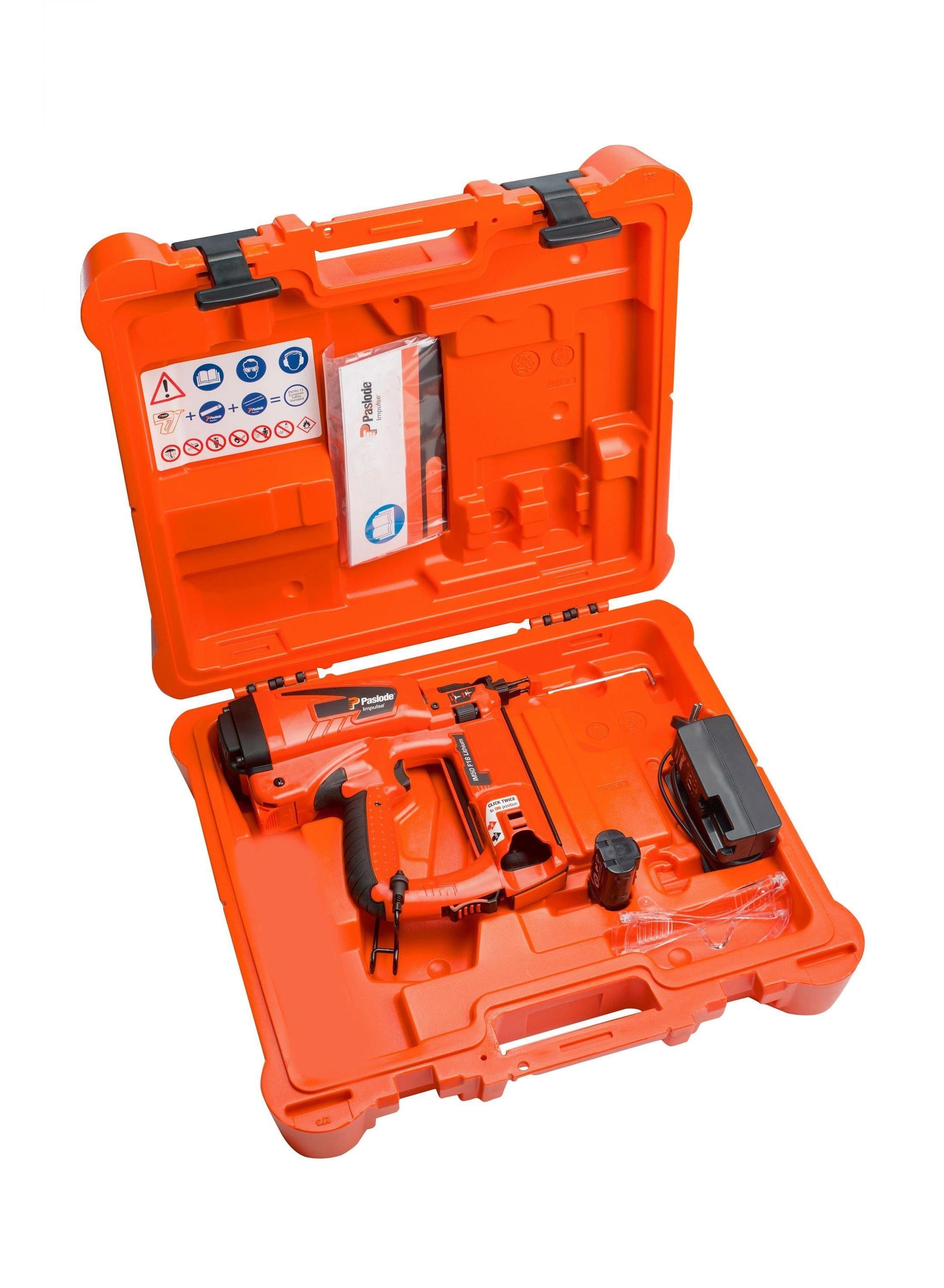 https://api.mastertools.nl/media/catalog/product/cache/4ac98b0d5e81b56bd000310ba88c60e0/p/a/paslode-im50f18-li-afwerknagelapparaat-op-gas-16-50mm-013332-3439510133323-mastertools_nl.jpg