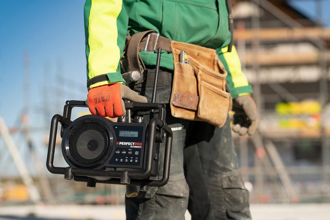 https://api.mastertools.nl/media/catalog/product/cache/4ac98b0d5e81b56bd000310ba88c60e0/p/e/perfectpro-dabbox3-bouwradio-8719689465186-mastertools_nl-10.jpg
