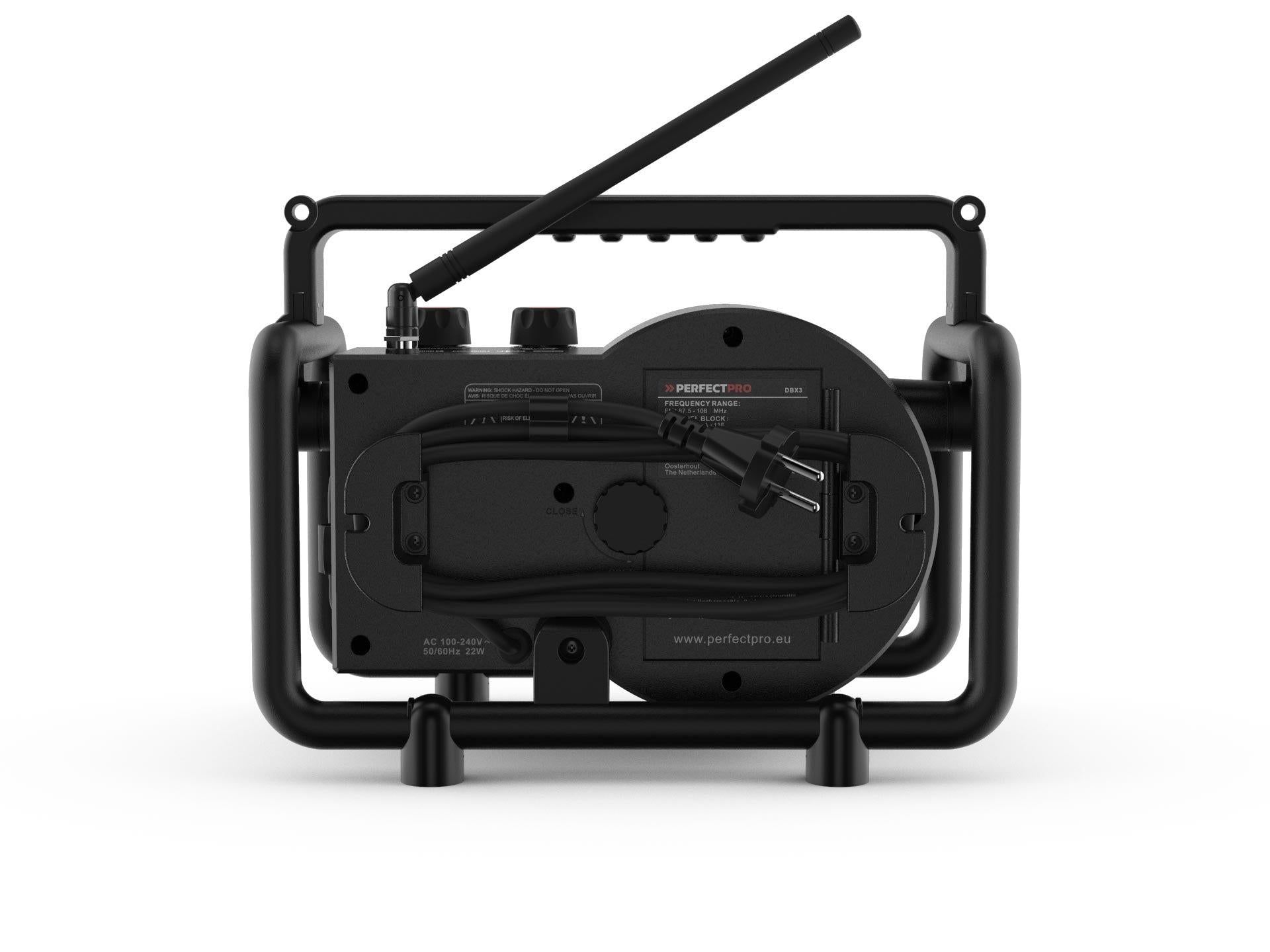 https://api.mastertools.nl/media/catalog/product/cache/4ac98b0d5e81b56bd000310ba88c60e0/p/e/perfectpro-dabbox3-bouwradio-8719689465186-mastertools_nl-3.jpg