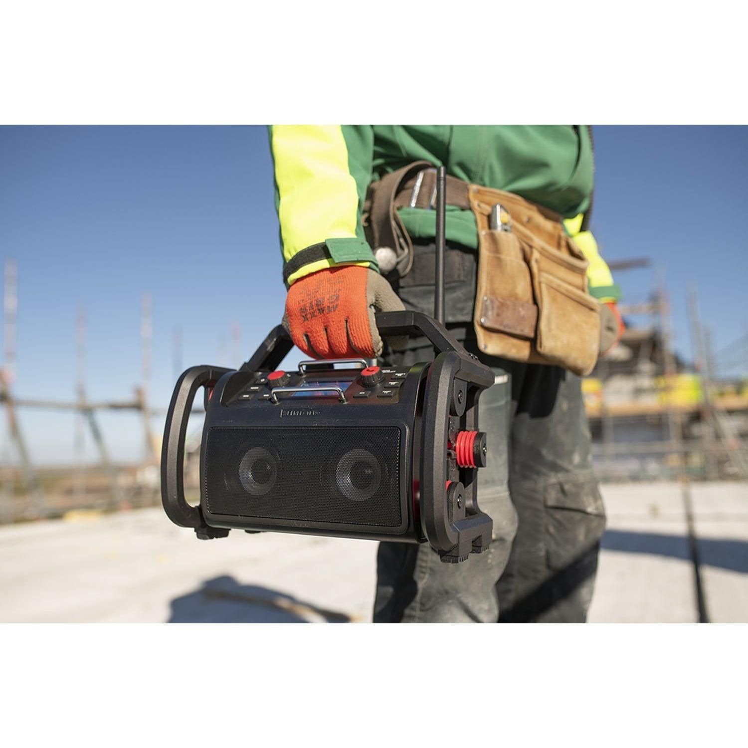 https://api.mastertools.nl/media/catalog/product/cache/4ac98b0d5e81b56bd000310ba88c60e0/p/e/perfectpro-rp2-rockpro-bouwradio-oplaadbaar-dab-bluetooth-8719689465452-mastertools_nl-16.jpg