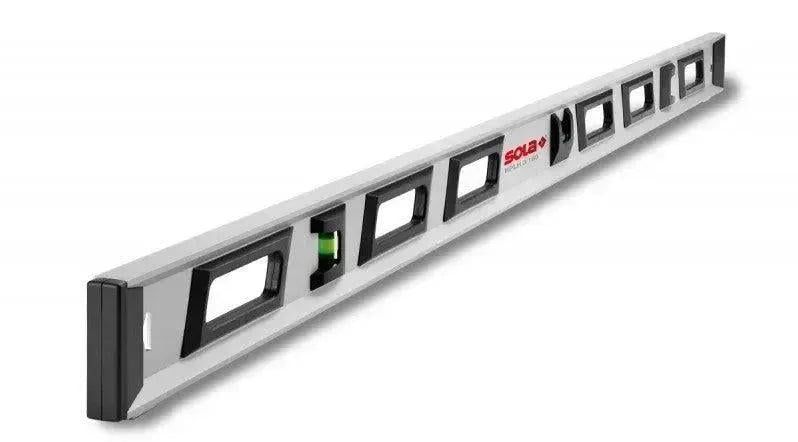 https://api.mastertools.nl/media/catalog/product/cache/4ac98b0d5e81b56bd000310ba88c60e0/s/o/sola-hplh-3-180-precisie-waterpas-2-voetjes-1800mm-01715601-9002719030737-mastertools_nl.jpg