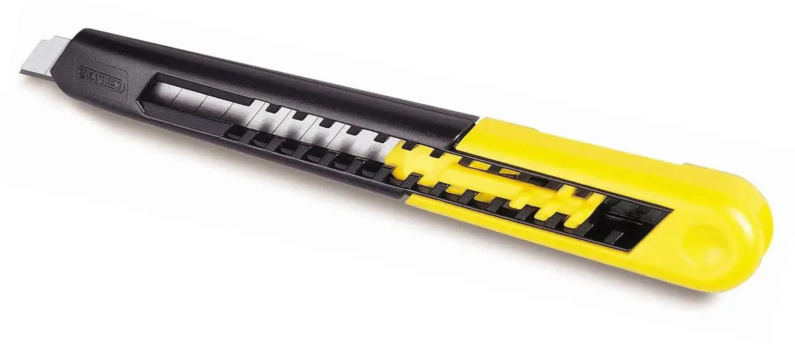 https://api.mastertools.nl/media/catalog/product/cache/4ac98b0d5e81b56bd000310ba88c60e0/s/t/stanley-1-10-150-afbreekmes-sm-9mm-3253561101502-mastertools_nl.jpg