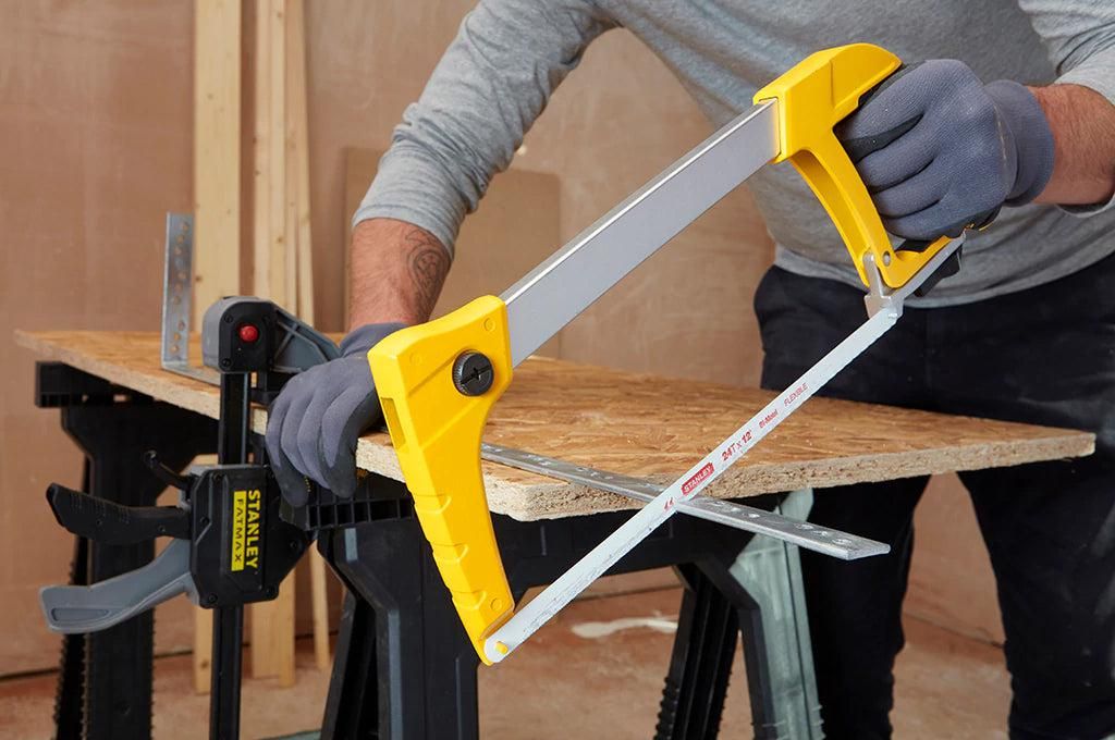 https://api.mastertools.nl/media/catalog/product/cache/4ac98b0d5e81b56bd000310ba88c60e0/s/t/stanley-1-20-110-metaalzaag-turbocut-3253561201103-mastertools_nl-3.jpg