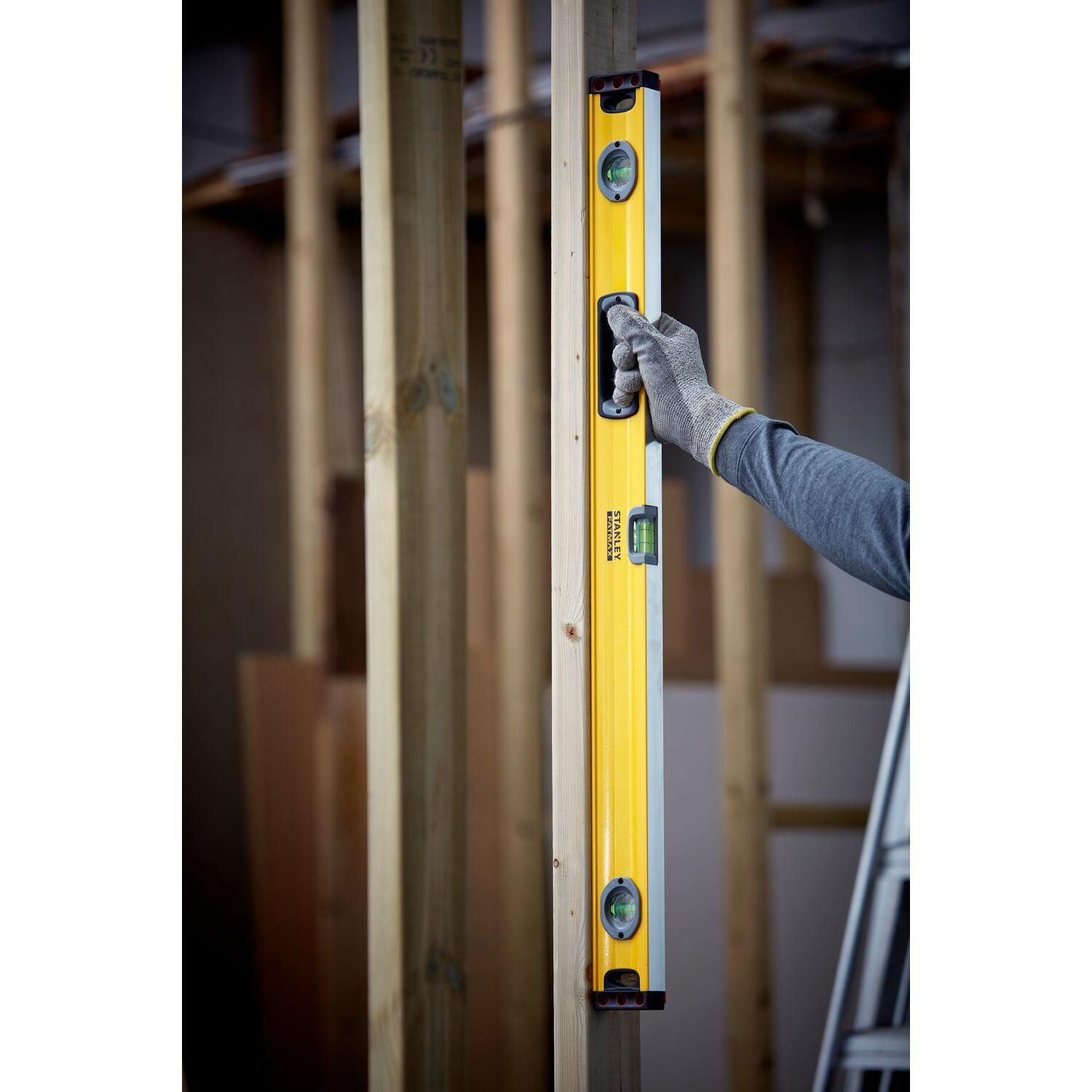 https://api.mastertools.nl/media/catalog/product/cache/4ac98b0d5e81b56bd000310ba88c60e0/s/t/stanley-fatmax-1-43-536-waterpas-ii-90cm-3253561435362-mastertools_nl-3.jpg