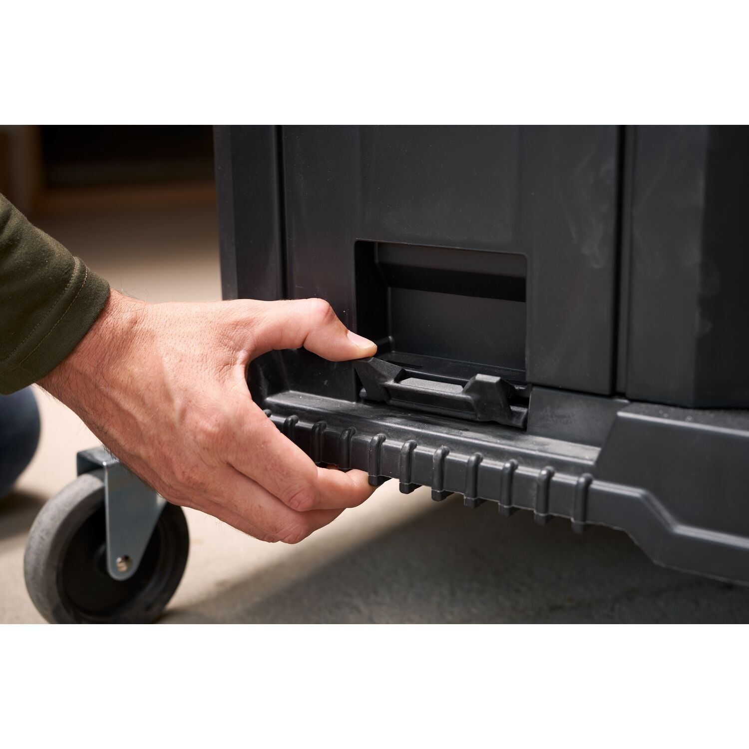 https://api.mastertools.nl/media/catalog/product/cache/4ac98b0d5e81b56bd000310ba88c60e0/s/t/stanley-fatmax-fmst1-71972-pro-stack-wagen-fmst1-71972-13253561719728-mastertools_nl-2.jpg