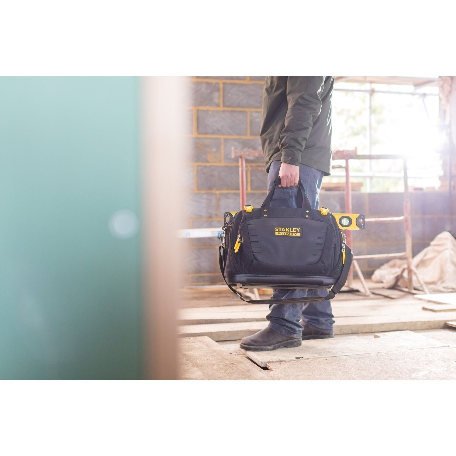 https://api.mastertools.nl/media/catalog/product/cache/4ac98b0d5e81b56bd000310ba88c60e0/s/t/stanley-fatmax-fmst1-80147-gereedschapstas-quick-access-3253561801471-mastertools_nl-3.jpg