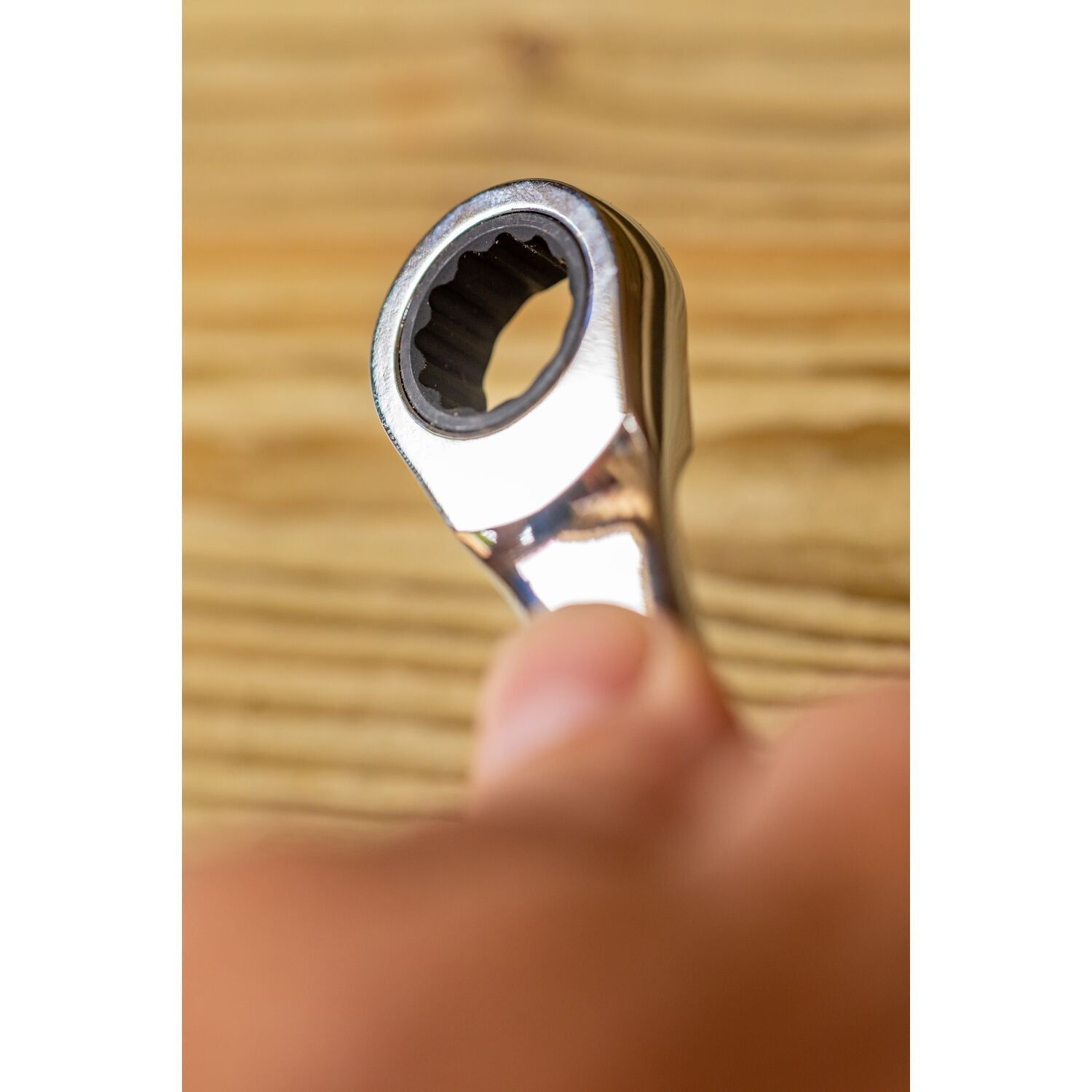 https://api.mastertools.nl/media/catalog/product/cache/4ac98b0d5e81b56bd000310ba88c60e0/s/t/stanley-fmmt82849-0-fatmax-ringsteeksleutelset-met-ratel-12-delig-3253560828493-mastertools_nl-2.jpg