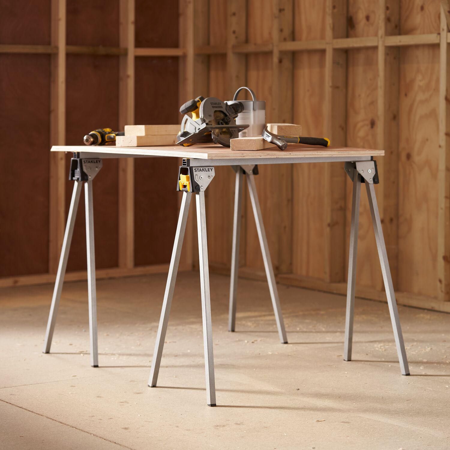 https://api.mastertools.nl/media/catalog/product/cache/4ac98b0d5e81b56bd000310ba88c60e0/s/t/stanley-metalen-zaagbok-set-3253561813375-mastertools_nl-2.jpg