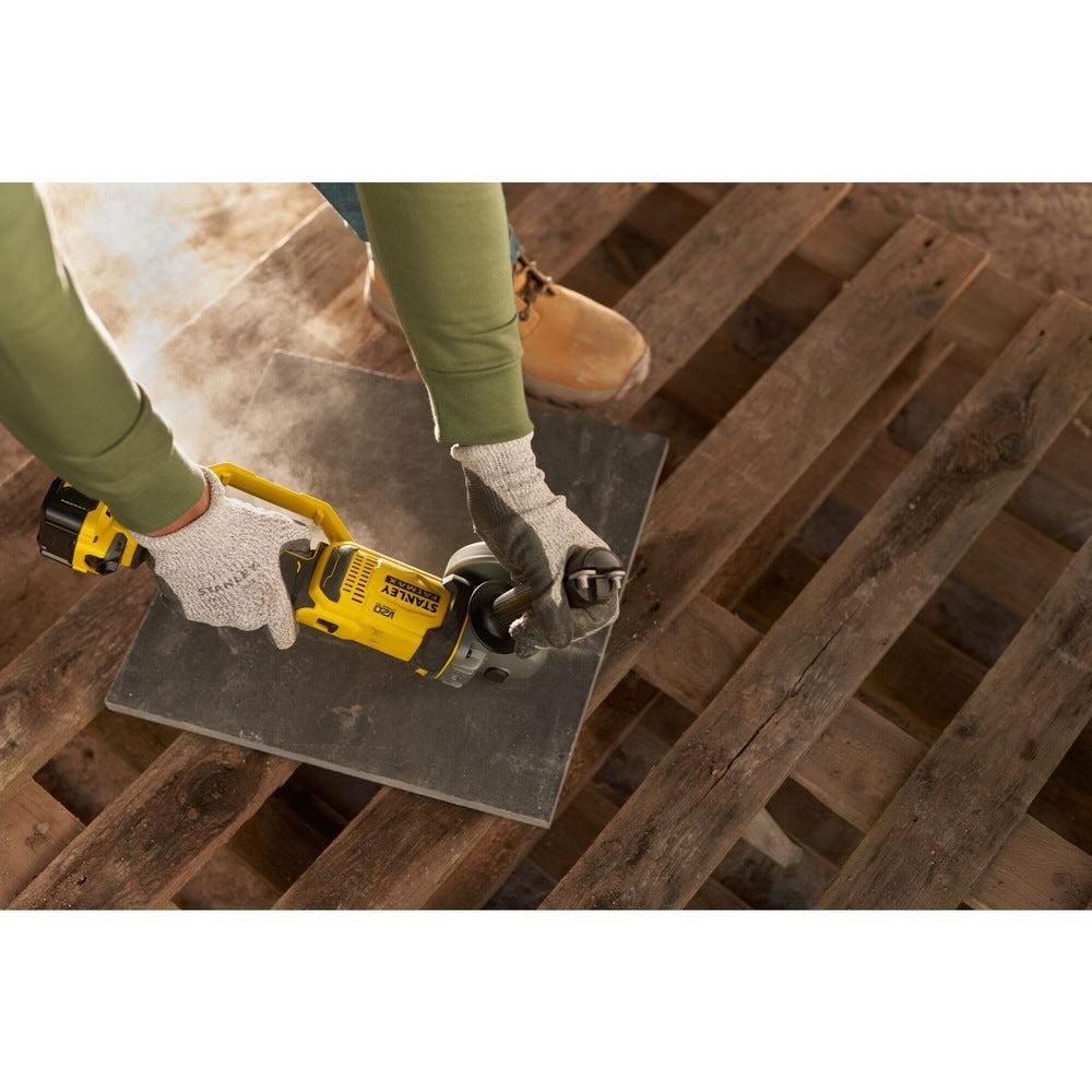 https://api.mastertools.nl/media/catalog/product/cache/4ac98b0d5e81b56bd000310ba88c60e0/s/t/stanley-sfmcg400b-fatmax-accu-haakse-slijper-18v-125mm-basic-body-5035048724170-mastertools_nl-4.jpg