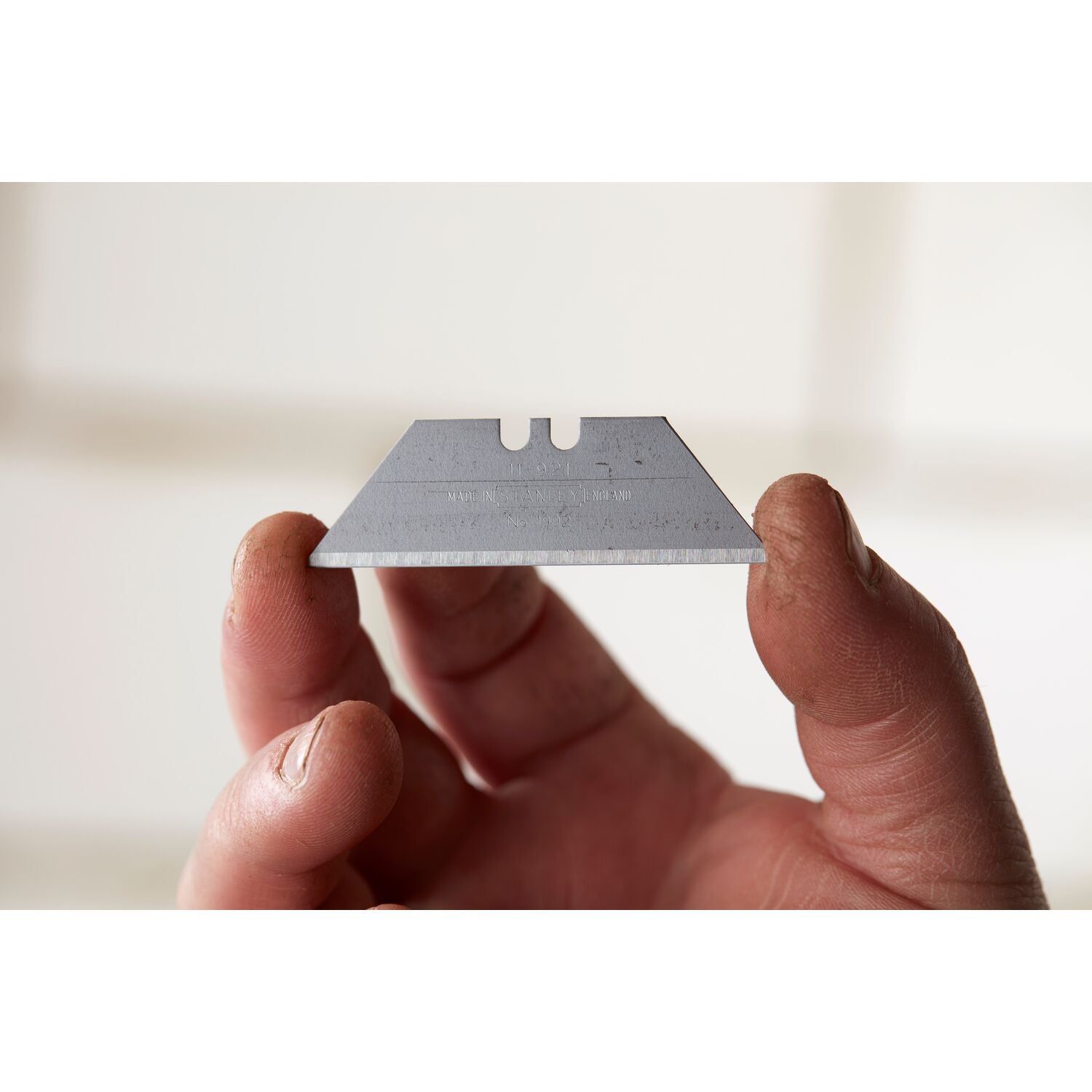 https://api.mastertools.nl/media/catalog/product/cache/4ac98b0d5e81b56bd000310ba88c60e0/s/t/stanley-sta-8-11-921-reservemesjes-1992-3253568119210-mastertools_nl-2.jpg