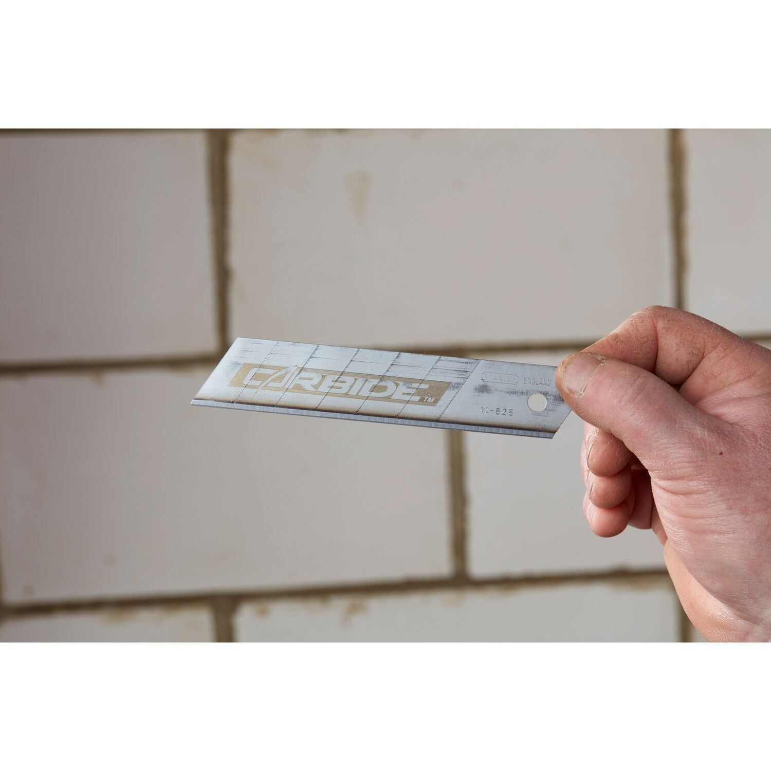 https://api.mastertools.nl/media/catalog/product/cache/4ac98b0d5e81b56bd000310ba88c60e0/s/t/stanley-sta-stht0-11825-carbide-reserve-afbreekmessen-25mm-3253560118259-mastertools_nl-4.jpg