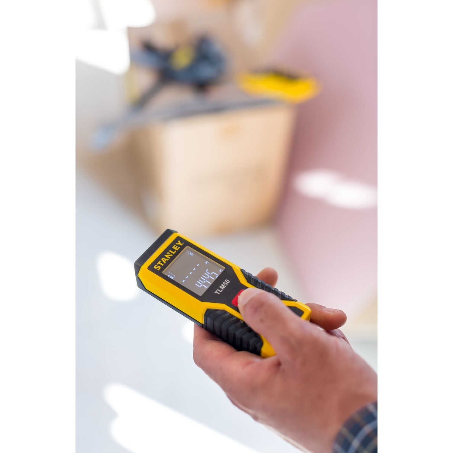 https://api.mastertools.nl/media/catalog/product/cache/4ac98b0d5e81b56bd000310ba88c60e0/s/t/stanley-stht1-77409-laserafstandsmeter-tlm50-15m-3253561774096-mastertools_nl-21.jpg