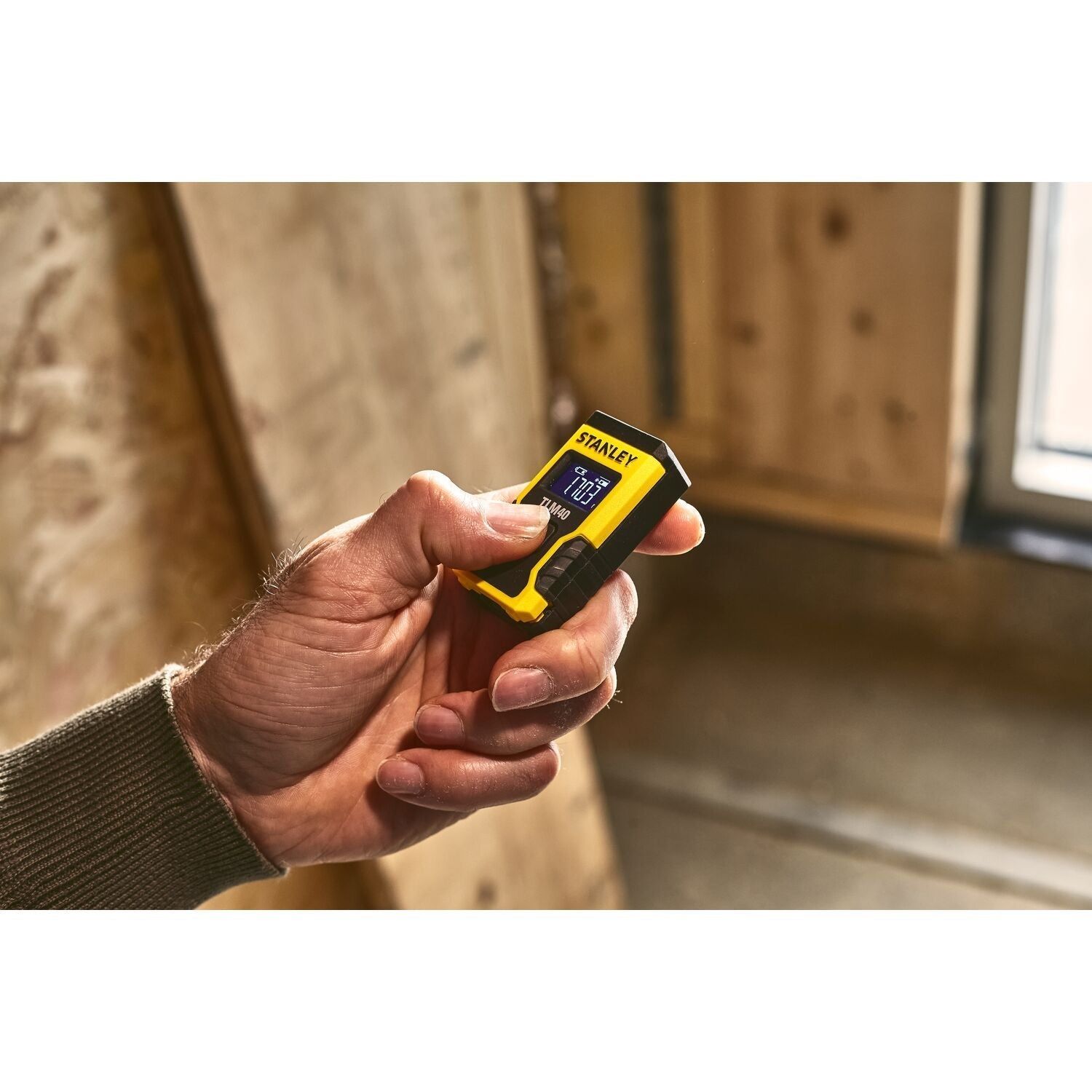 https://api.mastertools.nl/media/catalog/product/cache/4ac98b0d5e81b56bd000310ba88c60e0/s/t/stanley-stht77666-0-pocket-laserafstandsmeter-tlm40-12m-3253560776664-mastertools_nl-5.jpg