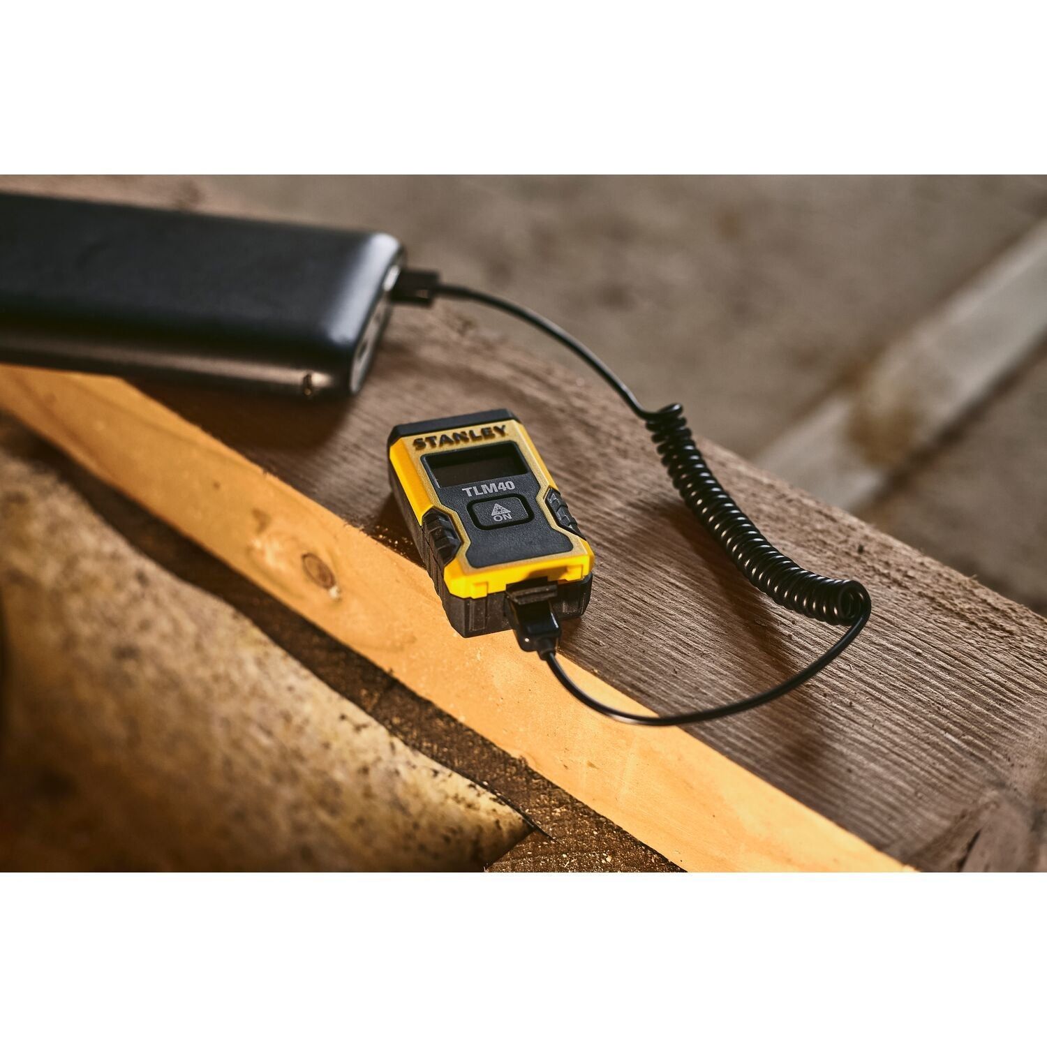 https://api.mastertools.nl/media/catalog/product/cache/4ac98b0d5e81b56bd000310ba88c60e0/s/t/stanley-stht77666-0-pocket-laserafstandsmeter-tlm40-12m-3253560776664-mastertools_nl-7.jpg