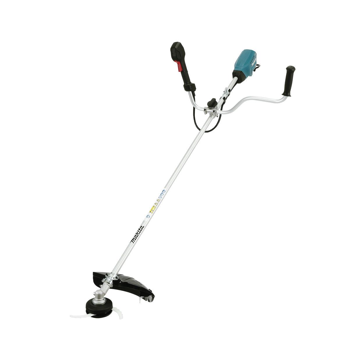 Makita UR016GZ